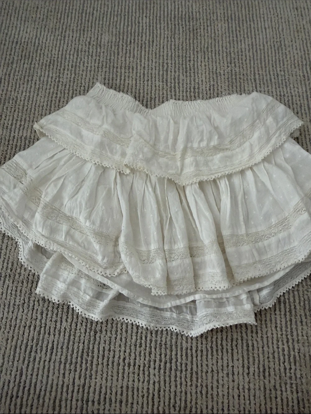 Love shack fancy White Tiered Lace Mini Skirt size small